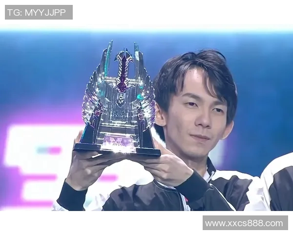 足球明星迪玛希的传奇旅程与辉煌成就揭秘